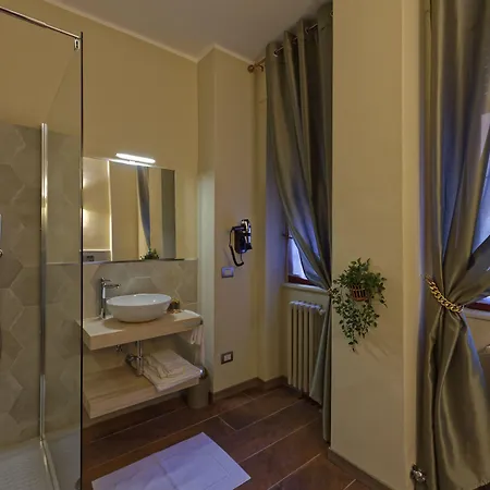 Red Ribbon 4* Μιλάνο