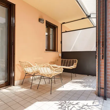 Corsica Huge Terrace Flats شقة