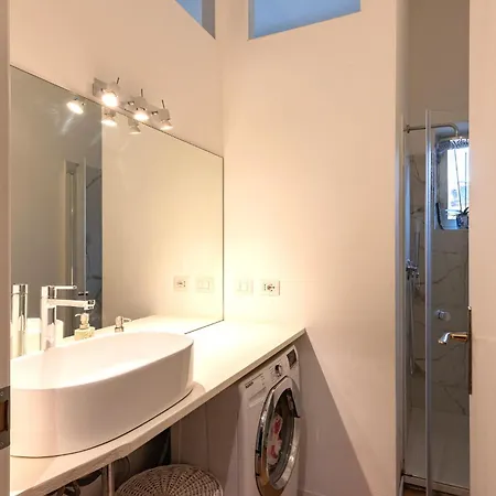 Apartment Sant'ambrogio *