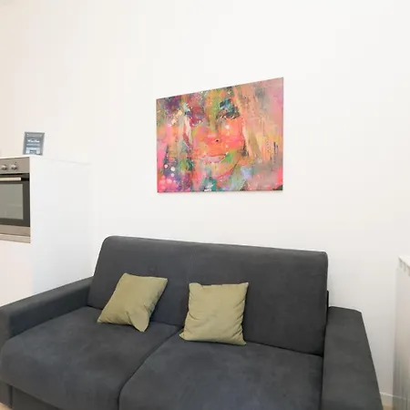 Luxury One Bedroom Corso Buenos Aires Next Duomo Apartman