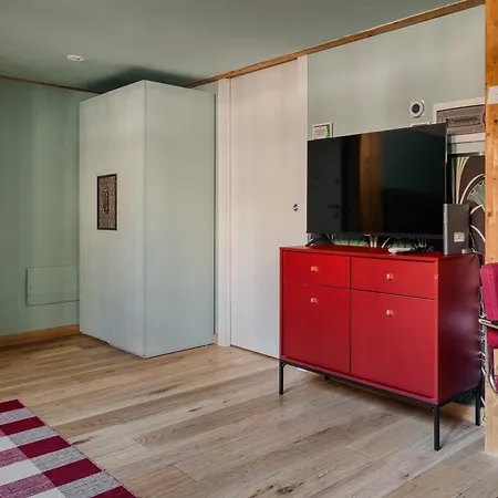 The Yellow; Luxury Loft In The Center Of