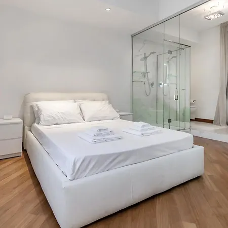 San Babila Executive - Discover The Historic Centre Of Lejlighed *