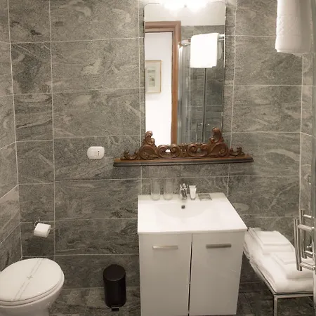 Aiello Executive Pensionat 3*