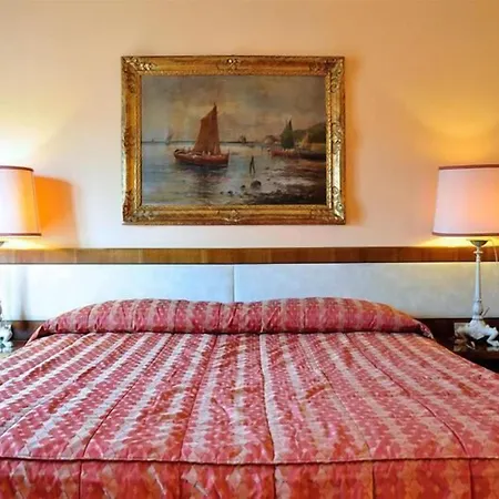 Hotel San Guido 3*