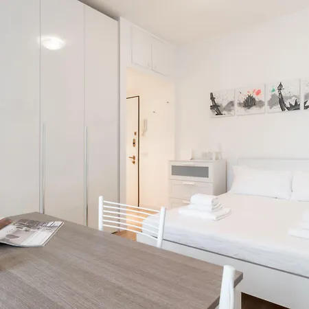 Italianway Easy - Ampere 103 Mailand