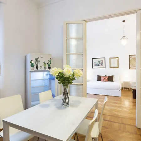 Living Isola Apartament Mediolan