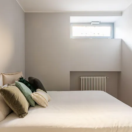 Apartment Easyhomes - Botta Milan