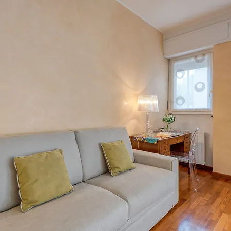 Bnbutler - Stromboli, 22 - Ampio, Luminoso Ed Elegante