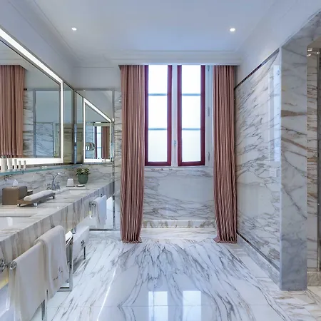 Hotel Portrait - Lungarno Collection Milano