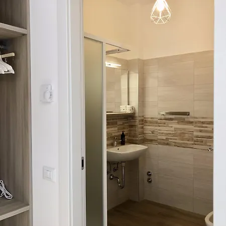 Relstay - Amendola Aparthotel