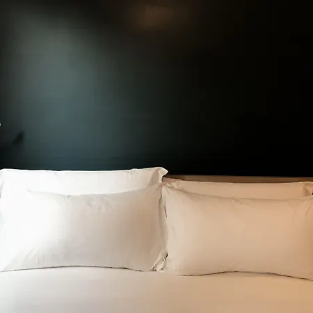 Relstay - Amendola Aparthotel Milaan