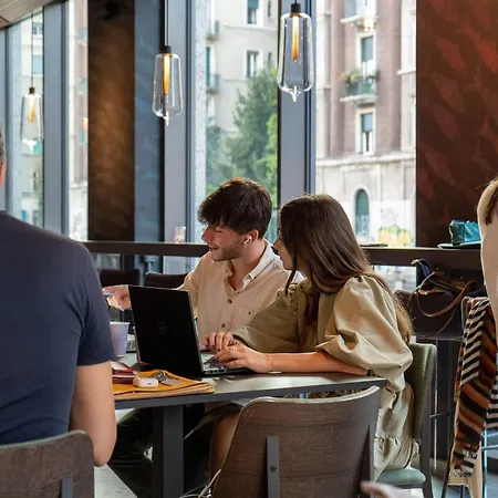 21 House Of Stories Navigli 4* Μιλάνο