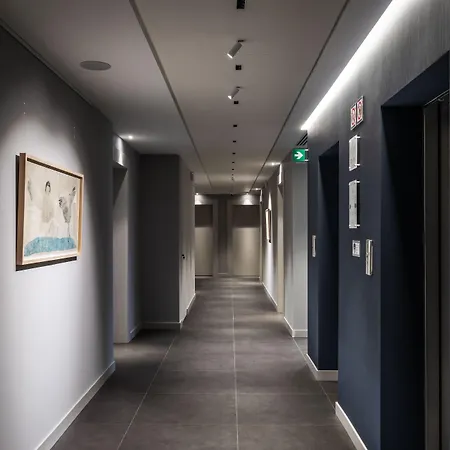 Co99 Art Building 4*