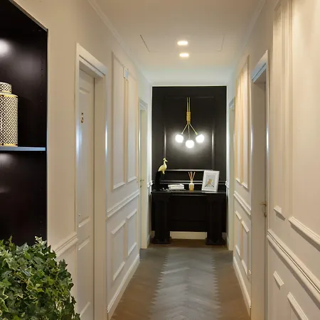 Daplace - Corso Monforte بيت ضيافة 4*