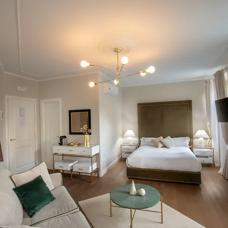 Daplace - Corso Monforte 4*