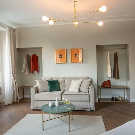 Daplace - Corso Monforte بيت ضيافة 4*