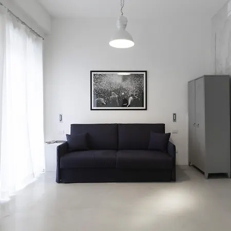 Italianway - Piazza Niccolo Tommaseo 2a Lägenhet