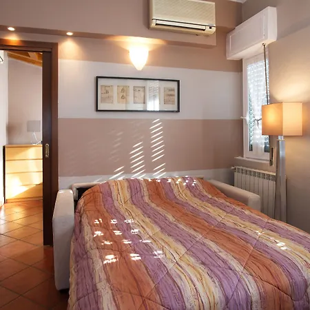 Skyline In Citta Studi A 1 Minuto Dal Metro Con Terrazzo Wi-fi E Netflix Apartament Mediolan