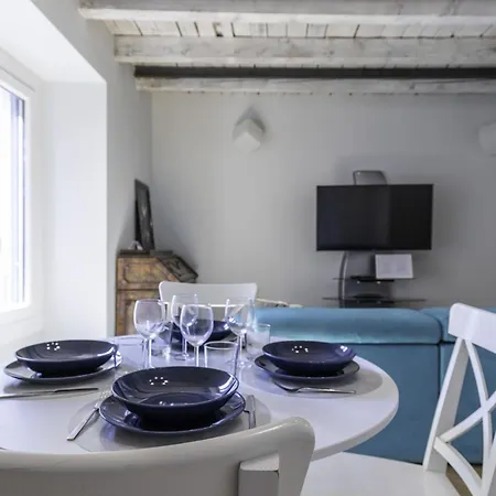 Italianway Easy - Meravigli 18 Apartment *