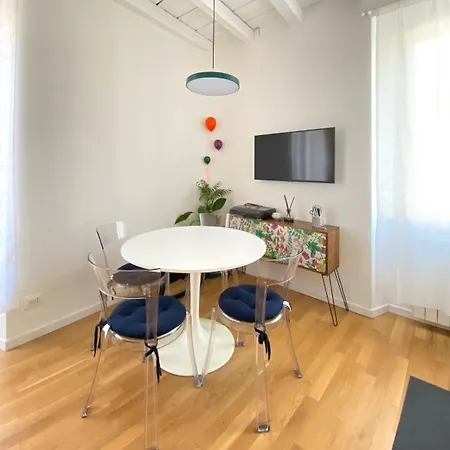 Cesare Da Sesto 23 Apartment