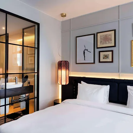 Radisson Collection Hotel, Santa Sofia 5*