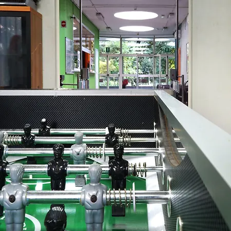 Hi! * Milan