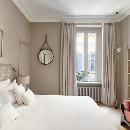 Pensión Crossing Manzoni