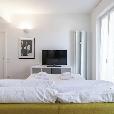 Italianway Easy - Caterina Da Forli 6 *