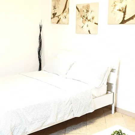 Daire Philips Centro Citta Corso Italia Milano