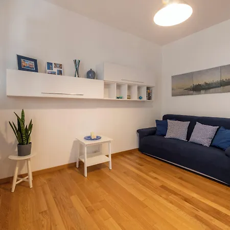 Apartament Bnbutler - Strigelli, 13 - Accogliente Bilocale Con Balcone Mediolan