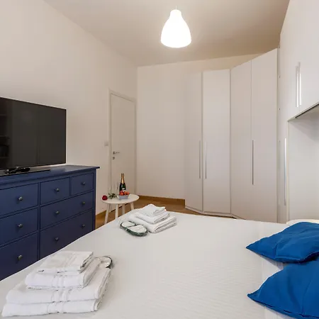 Bnbutler - Strigelli, 13 - Accogliente Bilocale Con Balcone Apartament Mediolan