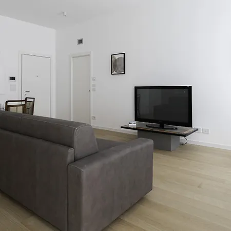 Italianway - Petrella 4 * Milan