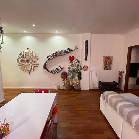 A Quiet And Loving Gem In The Center Of * Милан