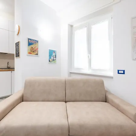 Metro M3 - 10 Min Duomo - Cozy W Balcony And Ac