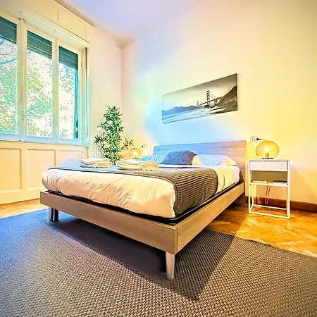 Train Station - Zara 67 Apartamento Milán