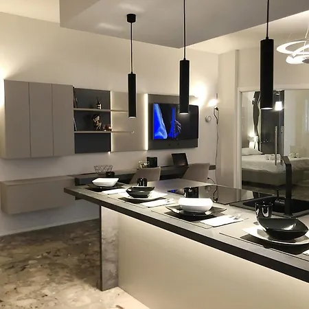 Solari Luxury Flat * Milánó