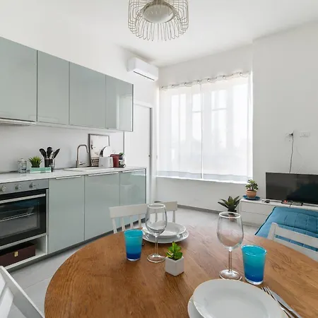 Baroni D - Free Private Parking And A-c *