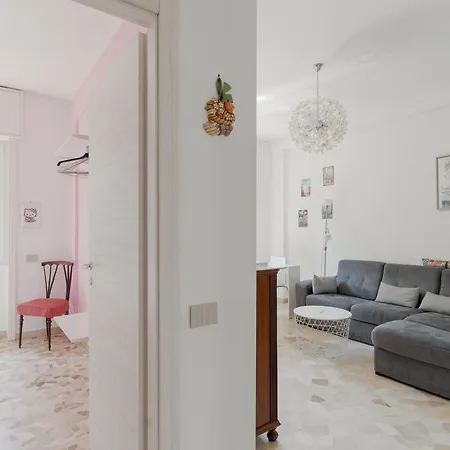 Guesthost - Bright Near Mm1 Turro * Milan