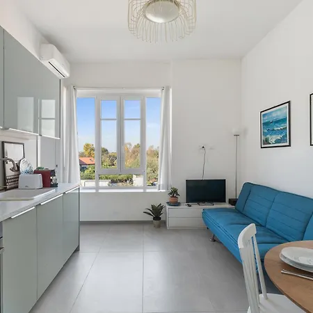 Baroni D - Free Private Parking And A-c