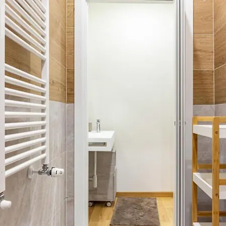 Apartman Casati Station Metro M1, M2, M3 *