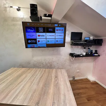 Gold Medal Olympic - Romantic 15min Walk To Duomo Via Brera & Nightlife Apartament