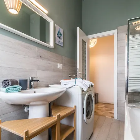 Apartamento Joivy Modern 1-bed Flat With Balcony In Portello