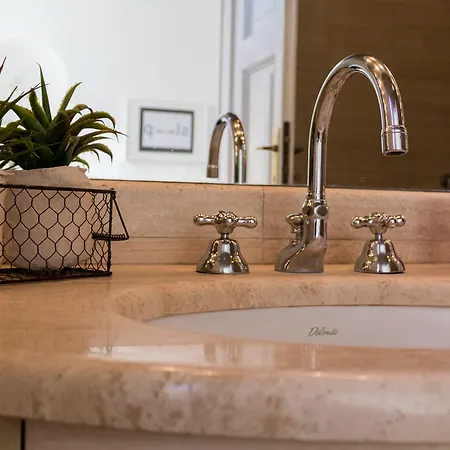 Apartment Joivy Lovely Flat For 5 Close To Sforzesco Castle Mailand