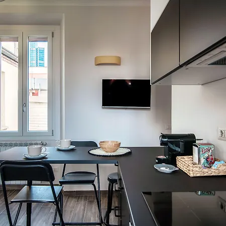 Joivy Stylish Flat, 5-minute Metro Trip To Centre *