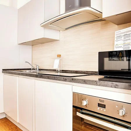 아파트 Italianway Comfort - Salasco 18 *