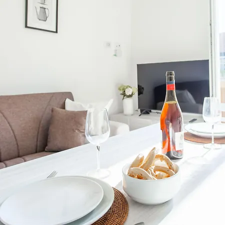 Joivy Sublime Flat With Balcony *