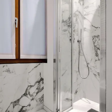 Luxury Suite-hosted By Sweetstay Apartman