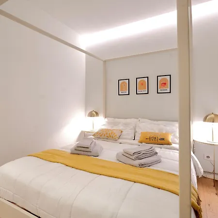Apartman Luxury Suite-hosted By Sweetstay *