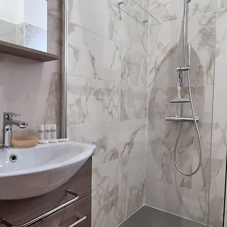 New 10 Min Duomo Apartamento
