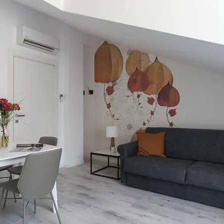 Italianway Easy - Commenda 35 Apartamento Milão